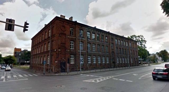 Elhalasztották a częstochowai egykori kommunista börtönépület eladását