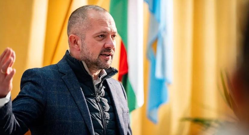 Magyar Péterék a polgármestereket is korlátoznák, Gyopáros Alpár a lakosokra bízná a döntést