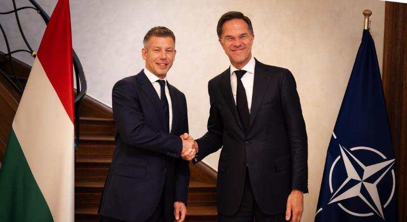 Ez hangzott el Magyar Péter és a NATO-főtitkár találkozóján