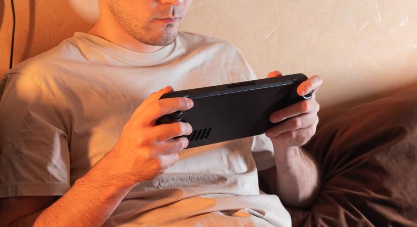 A gamerek pénztárcája is megérezheti a globális drágulást: brutális áremelést jelentettek be erre a konzolra