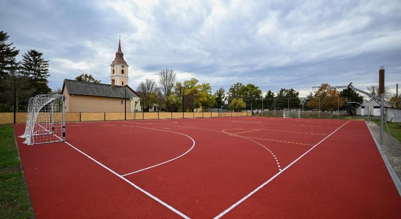 A Tisza-kormány nem hajtja be a pénzt az iparűzési adó többletéből, de szólt az önkormányzatoknak, hogy ne is költsék el