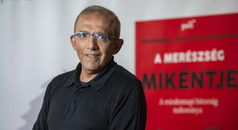 Gandhi, a sikeres 9 százalék és a magyar rendszerváltók – mit tanulhatunk, ha tudományosan elemezzük a bátorságot?