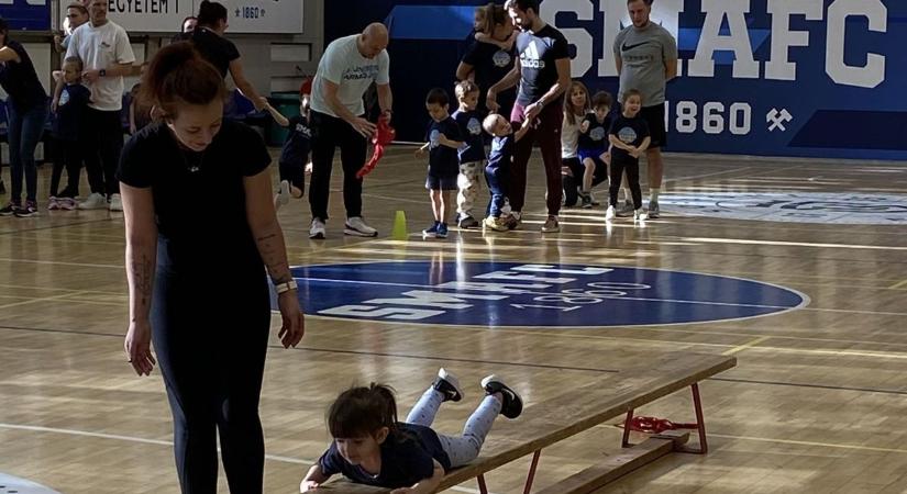 Nem lehet elég korán kezdeni! Sportovi program indult Sopronban