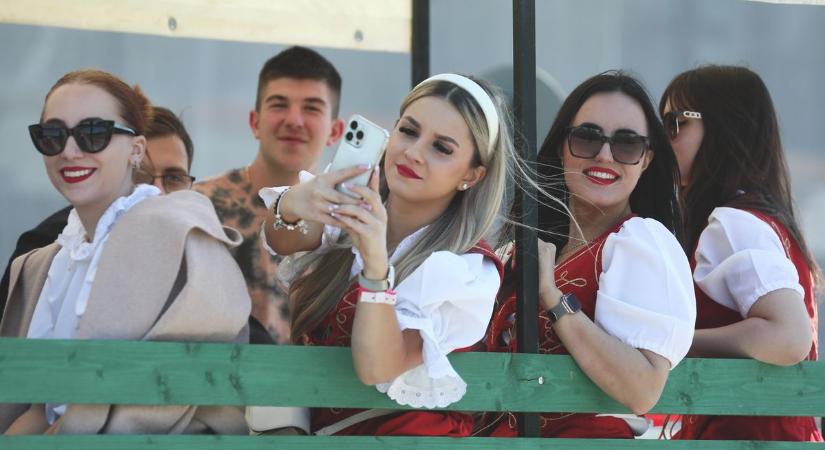 8000 diák jövője nem pártpolitikai kérdés – VIDEÓ
