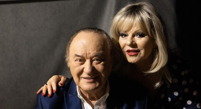 Gyuri bácsi a király, Klárika a dáma – Saját kártyaszettet adott ki a Korda házaspár