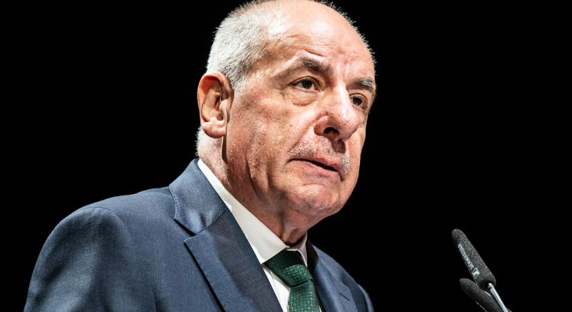 Sulyok Tamás aláírta a Nemzetközi Büntetőbíróságból való kilépés visszavonását