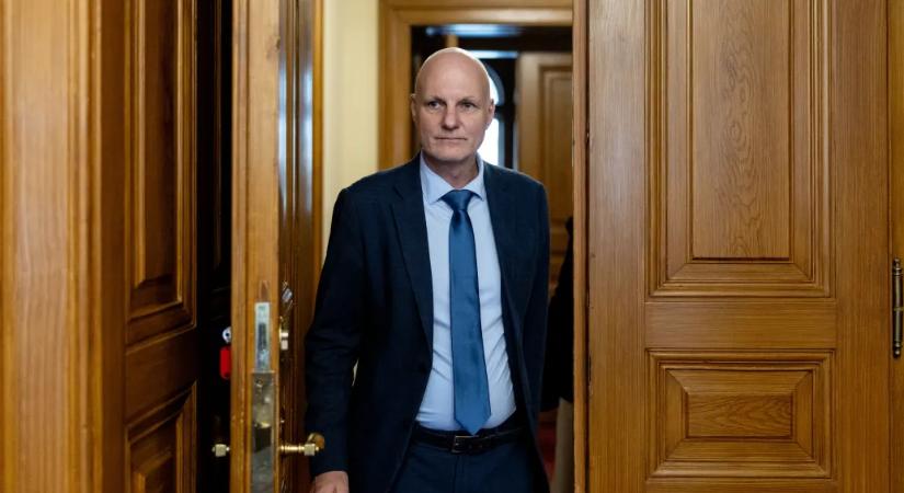 Tanács Zoltán szerint lejárt a szerződés, amely kedvezményes hozzáférést biztosított a digitális eszközökhöz a felsőoktatásban