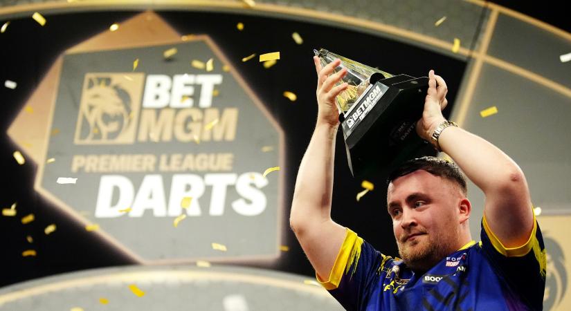 Littler történelmi döntőben nyerte meg a darts PL-t
