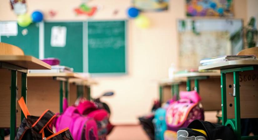 Már most 33 fokos sok tanterem, a szabályozás a hideget kezeli, a hőséget nem