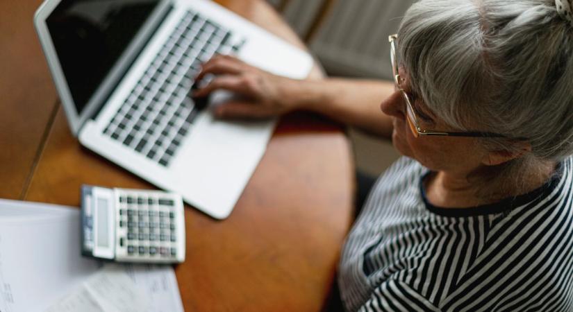 Havi több százezer forintot kereshetnek a nyugdíjasok ezzel a munkával