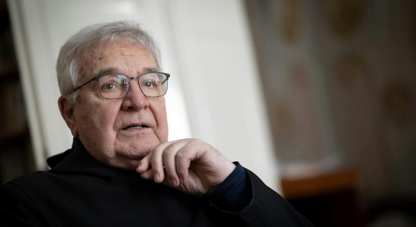 Várszegi Asztrik: Nem az a kérdés, hogy van-e mondanivalója az egyháznak, hanem az, hogy elhiszik-e neki ezek után