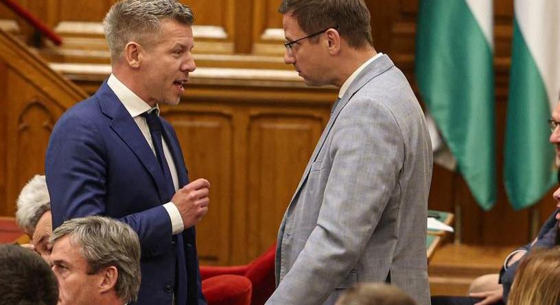 Gulyás a nyugodt, Bóka a feltüzelt – mi lehet a Fidesz-kommunikáció jövője?