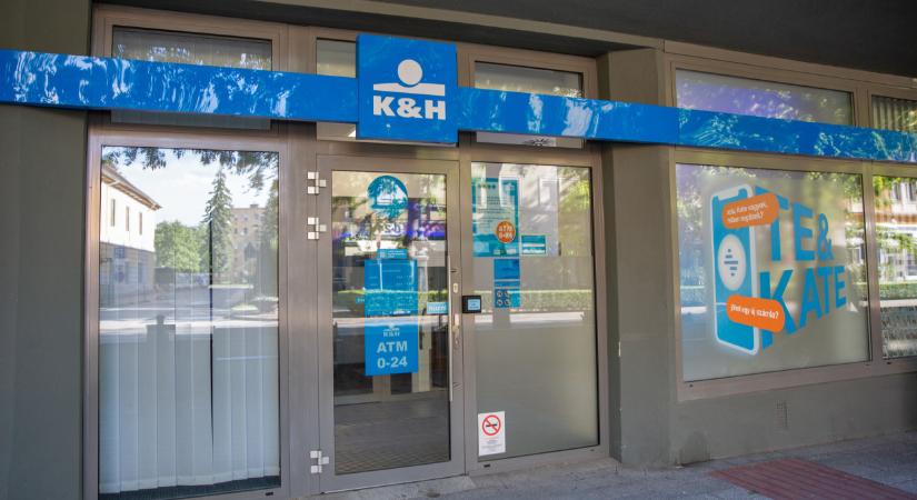Leállást jelentett be a magyar bank: teljesen elérhetetlen lesz a mobilbank, erre már most fel kell készülni
