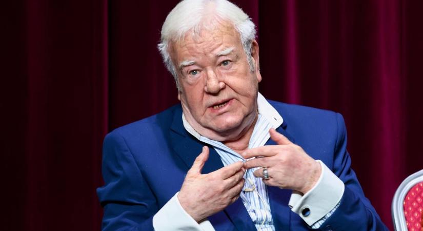 Gálvölgyi János: „Nem szeretném megélni azt a pillanatot, amikor nézőtérről felkiabál valaki: mit keres még mindig ott ez a vén trotty?”