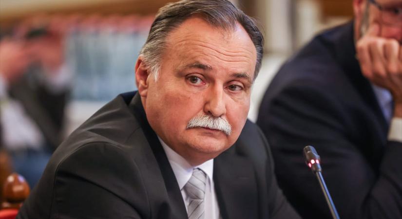 Gajdos László újabb csapattagot jelentette be, az állatjólétért felel majd