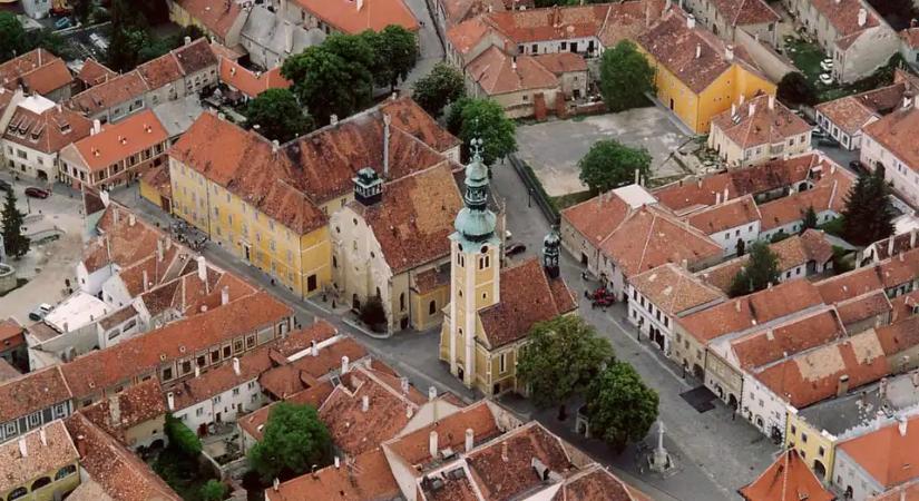 Azbeszt-botrány miatt összeomlott Kőszeg turizmusa, azonnali állami segítséget kérnek