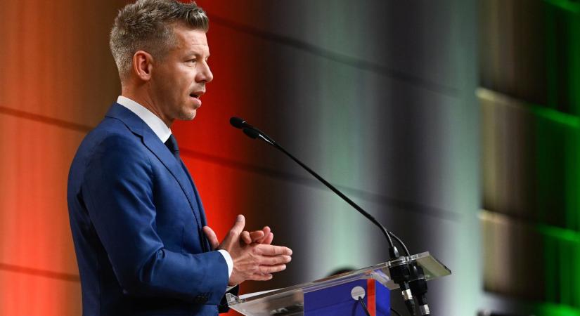 Magyar Péter: 13 órakor tárgyalunk az Európai Bizottság elnökével és megkötjük a megállapodást