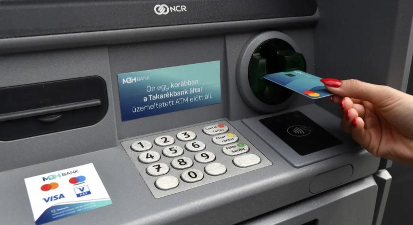 Leáll egy időre az egyik nagybank rendszere – itt a teljes lista az érintett szolgáltatásokról