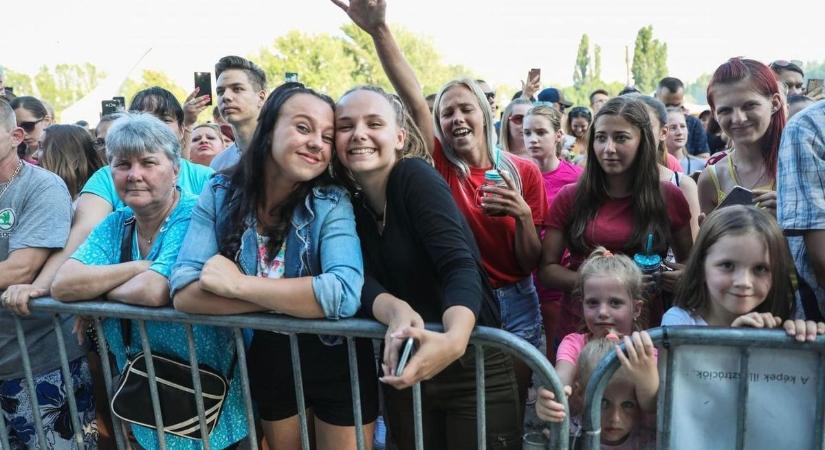 Óriási bulit tartogat a hétvége, érkezik az egyik legnagyobb, ingyenes megyei fesztivál!