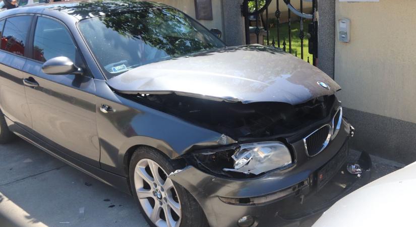Két embert szállítottak kórházba a lakiteleki baleset helyszínéről  fotók