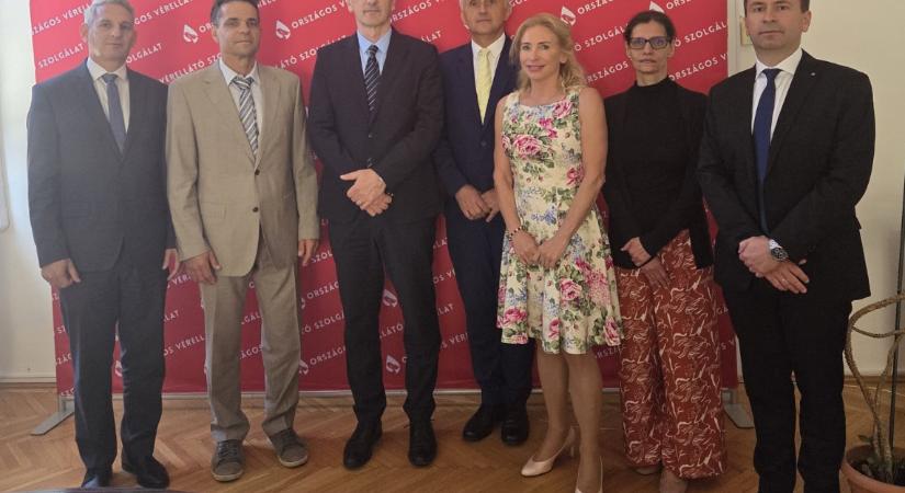 A Semmelweis Egyetem tanszékvezetőjét nevezték ki az Országos Vérellátó Szolgálat főigazgatójának