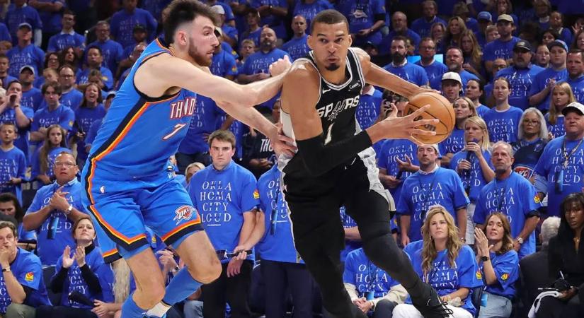 Több mint ötmillió dollárt fizettek az NBA francia sztárjának kosaras kártyájáért
