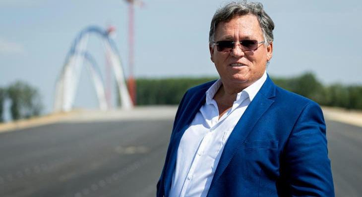 A Szijjártó Pétert jachtoztató Szíjj László most „csak” 2,5 milliárd forint osztalékot vett ki a Duna Aszfaltból