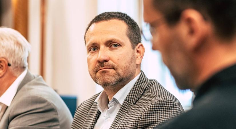 Beneš-dekrétumok – Mégis érvényesítik a kisebbségeket felháborító törvényt a Magyar Szövetség politikusa ellen