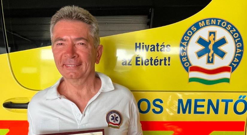 Megható, könnyes búcsú a debreceni mentőállomáson