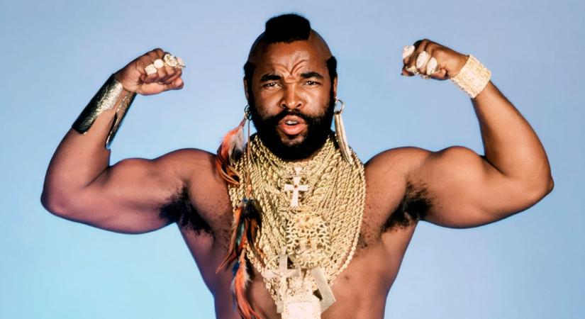 A szupercsapat Rosszfiúja amerikai zászlónak öltözve jelent meg a Fan Expón, 50 ezret kért a rajongóktól egyetlen fotóért – Így néz ki most Mr. T