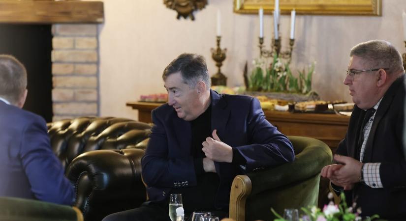 Mészáros Lőrinc szinte teljesen kisöpri a profitot, rekordévet zárt a ZÁÉV