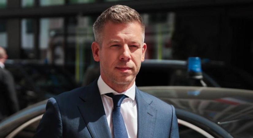 Magyar Péter: a köztársasági elnök korábban megkérdezte, kinél jelentkezzen a lemondásával