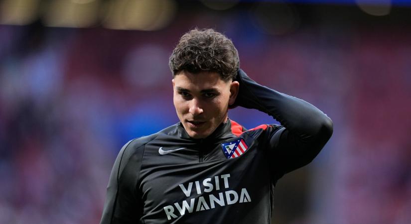 Hiába a Barca sztárigazolásai, egy problémát mindenképp orvosolniuk kell