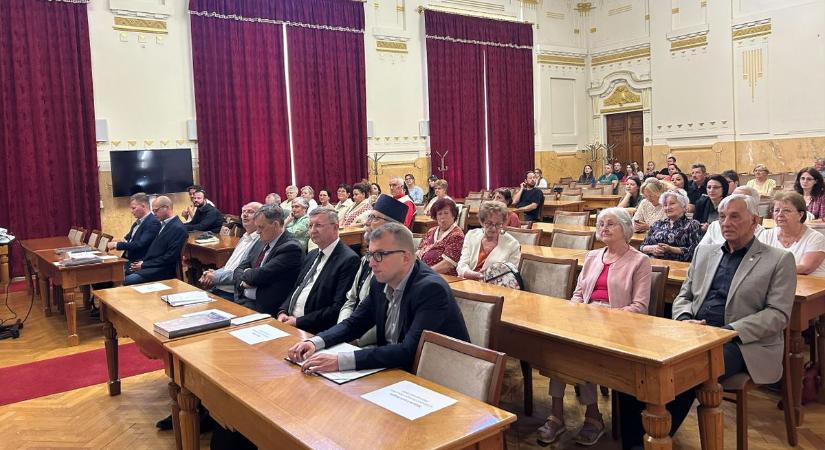„Meg kell őriznünk mindazt, amire büszkék lehetünk” – Szent László örökségét idézték meg a könyvbemutatón