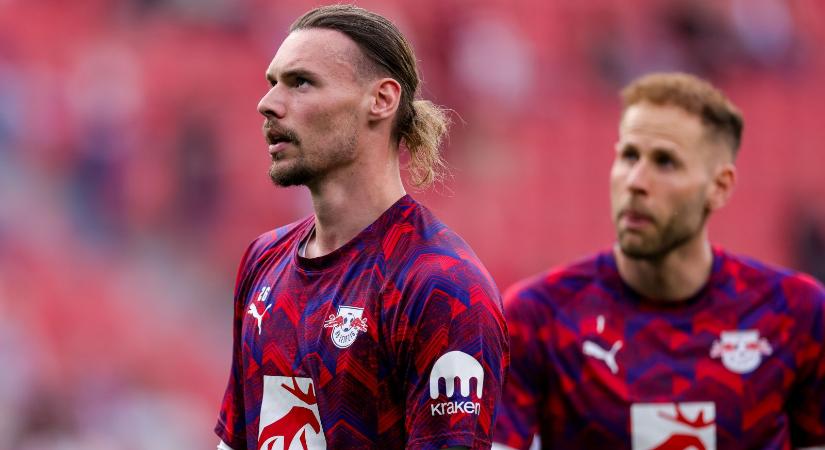Furcsa sztori: Gulácsi legnagyobb riválisát nem engedték el a vb-re