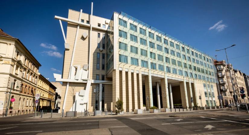 Az uniós források mellett komoly tervekről beszéltek Magyar Péterék a felsőoktatással kapcsolatban is