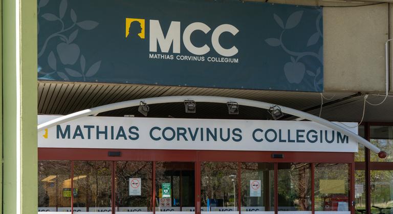 Az MCC válaszolt Magyar Péter bejelentésére, életben maradhat az intézmény