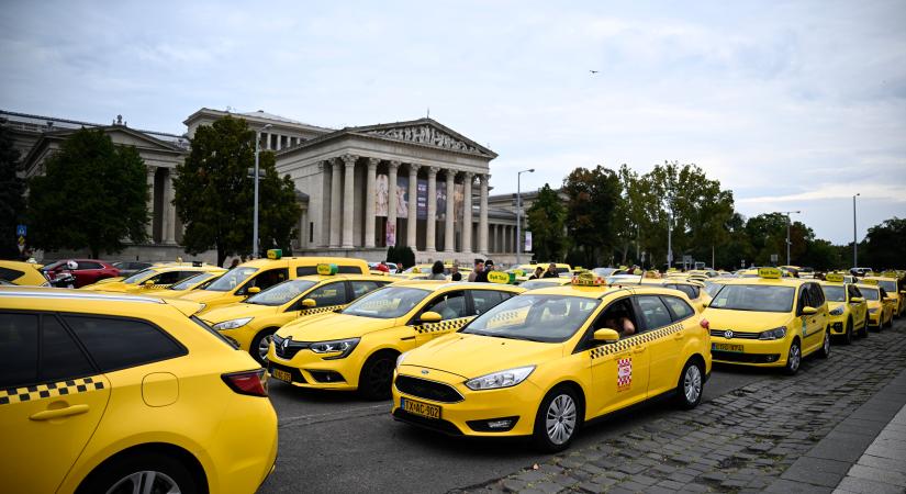 Fővárosi Közgyűlés: egyelőre nem drágul a taxizás
