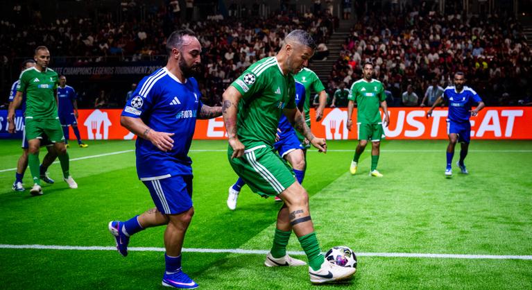 Torghelle Sándorék leiskolázták Xavi Hernándezt és csapatát a telt házas Sportarénában