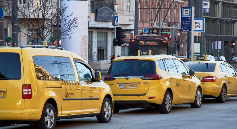 Döntött a Fővárosi Közgyűlés a taxizás árváltozásáról