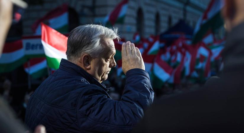 Orbán Viktor így szerezhet diplomáciai mentességet Panyi Szabolcs szerint