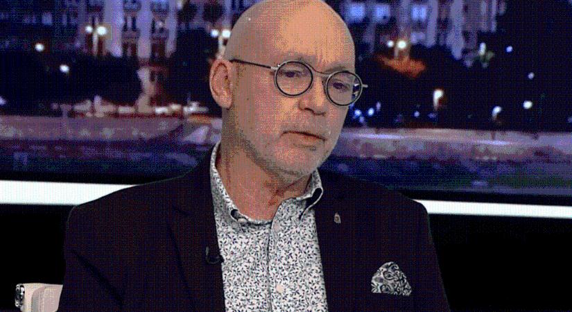 Péterfalvi Attila szerint a visszavont diplomata-útlevelek után a titkos névsor is kiadható