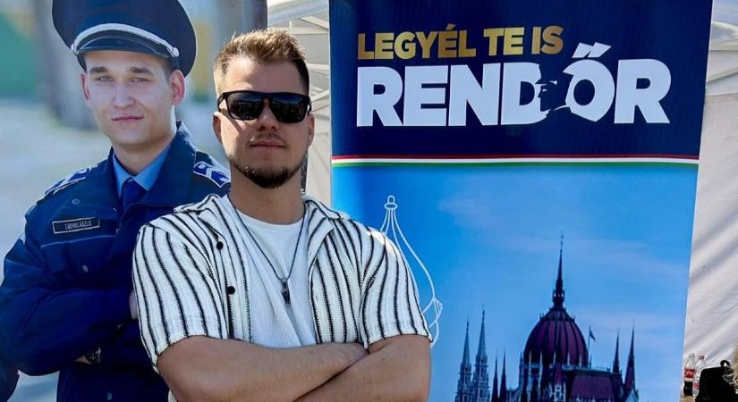 Laponyi Zsolt volt rendőr egymillió forint, jótékony célra fordítandó sérelemdíjat követel az őt ellehetetlenítő Rétvári Bencétől