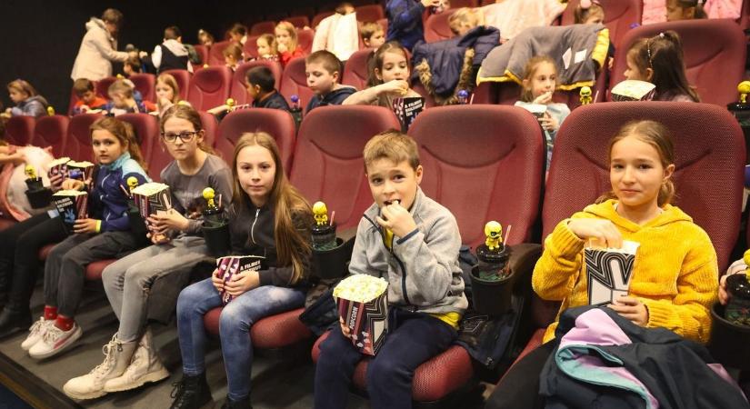 Ennyibe kerül ma a mozizás Pécsen: összehasonlítottuk a városi mozik árait