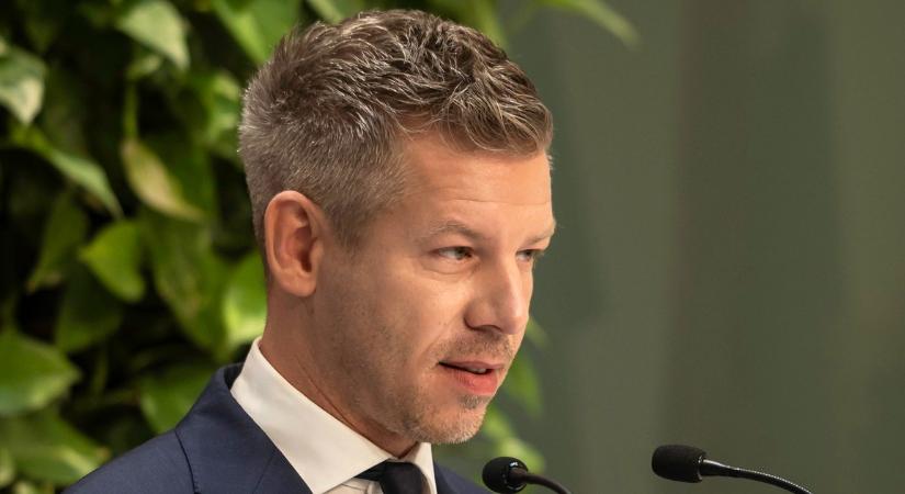 Egy politológustól érkezett a nagyon komoly hozzászólás Magyar Péter videójához, amin a belga miniszterelnök cicáját is bemutatják