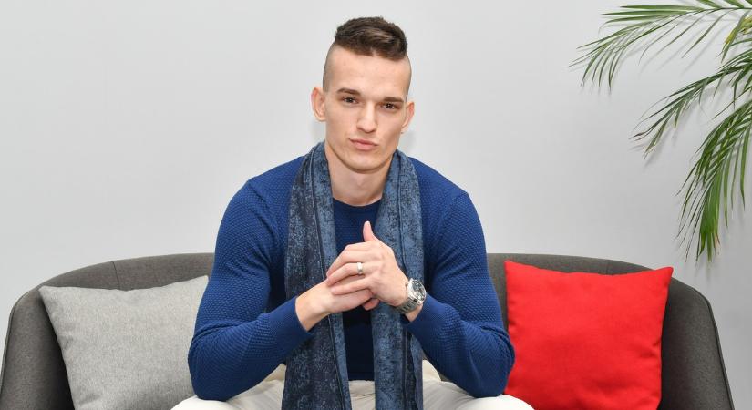 Rékasi Zsigmond már csecsemőként megfordult a Moulin Rouge-ban – Détár Enikő mellett Fésűs Nelly pelenkázta