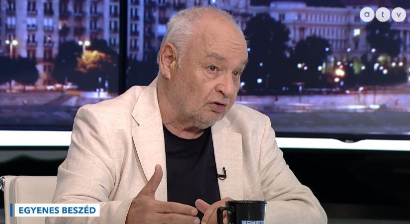 A kormánytól vár mentőövet a Népszava főszerkesztője