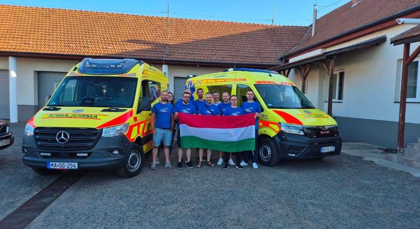 Csehországi versenyre mentek az egri mentősök