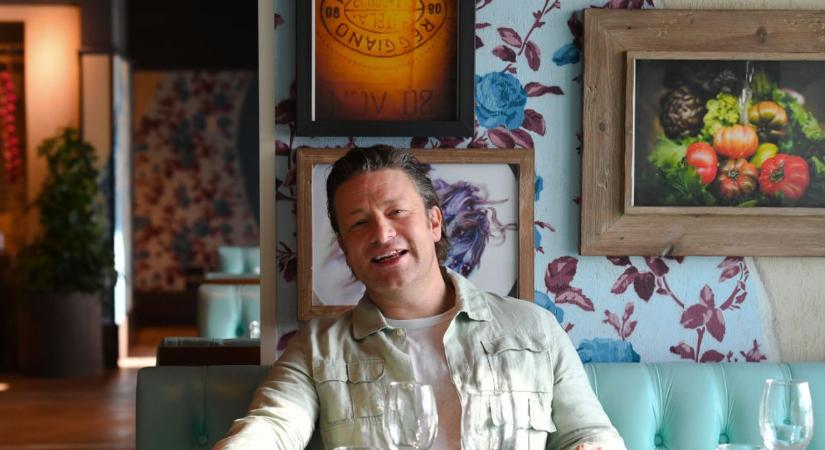 Pillanatok alatt fogyott 12 kilót Jamie Oliver ezzel a trükkel, pedig nem hogy kevesebbet, még többet is evett