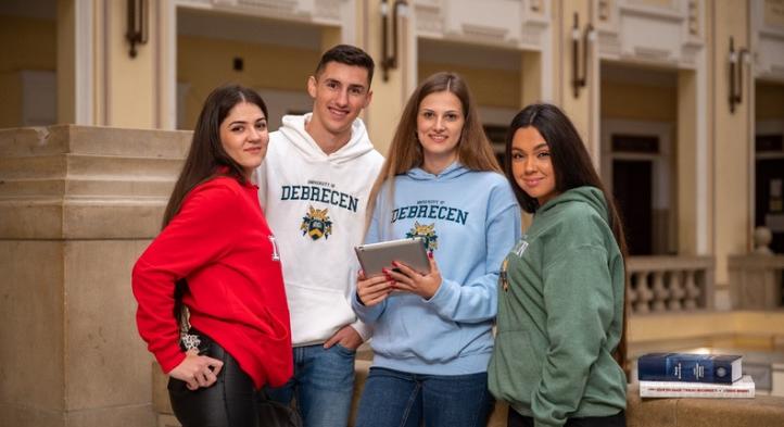 Újra megnyílik az Erasmus program a magyar diákok részére
